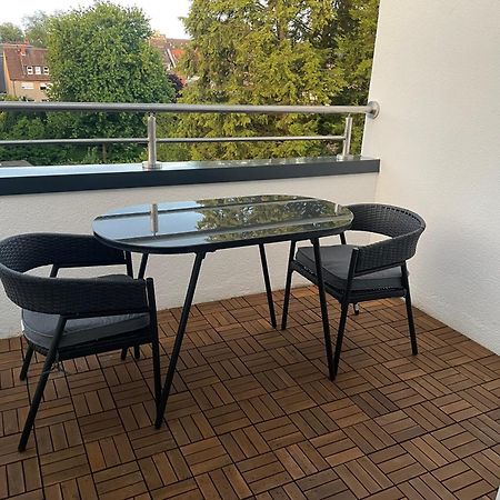 Moderne Ferienwohnung In Gelsenkirchen-Schalke Fuer 1 Bis 7 Personen Mit Terrasse, Ideal Fuer Gruppen & Stadionbesuche Ngoại thất bức ảnh